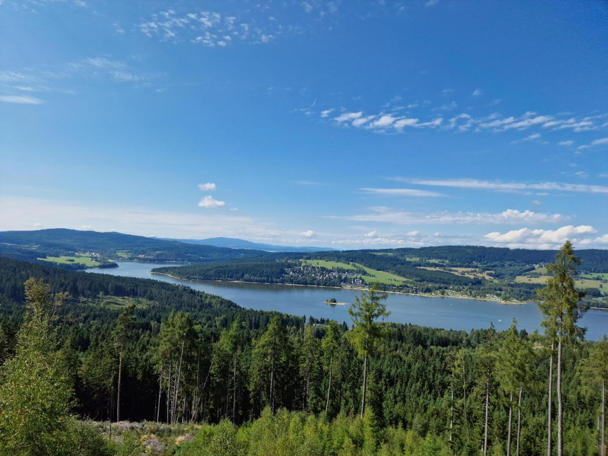 Deluxe Apartment Lipno - Lake Side Village, Frymburk Nad Vltavou Buitenkant foto